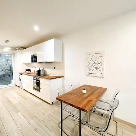 Joli 2 Avec Terrasse דירה *